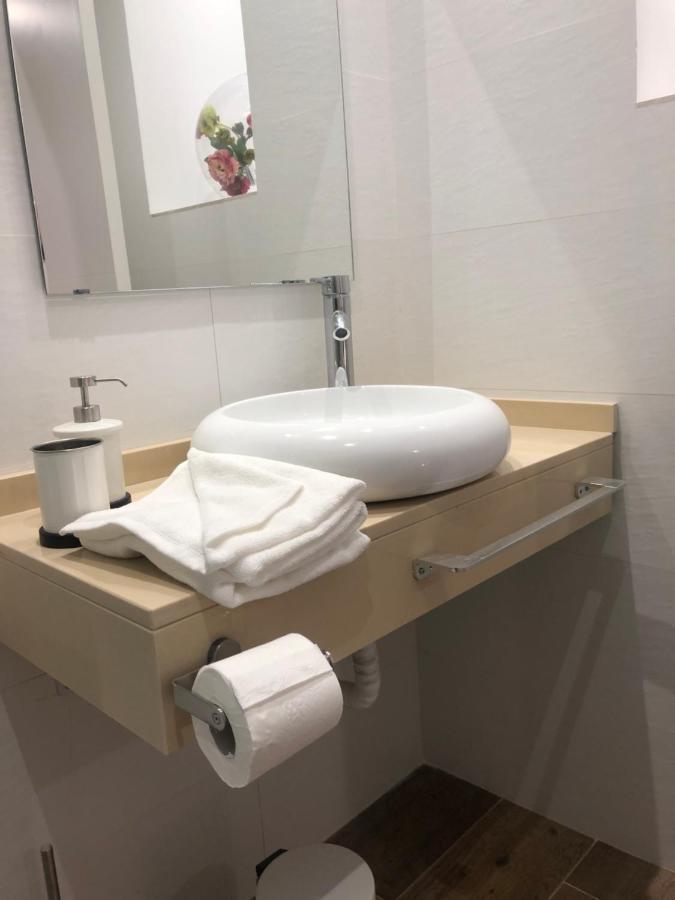 Hotel Opera Roost Madrid Esterno foto